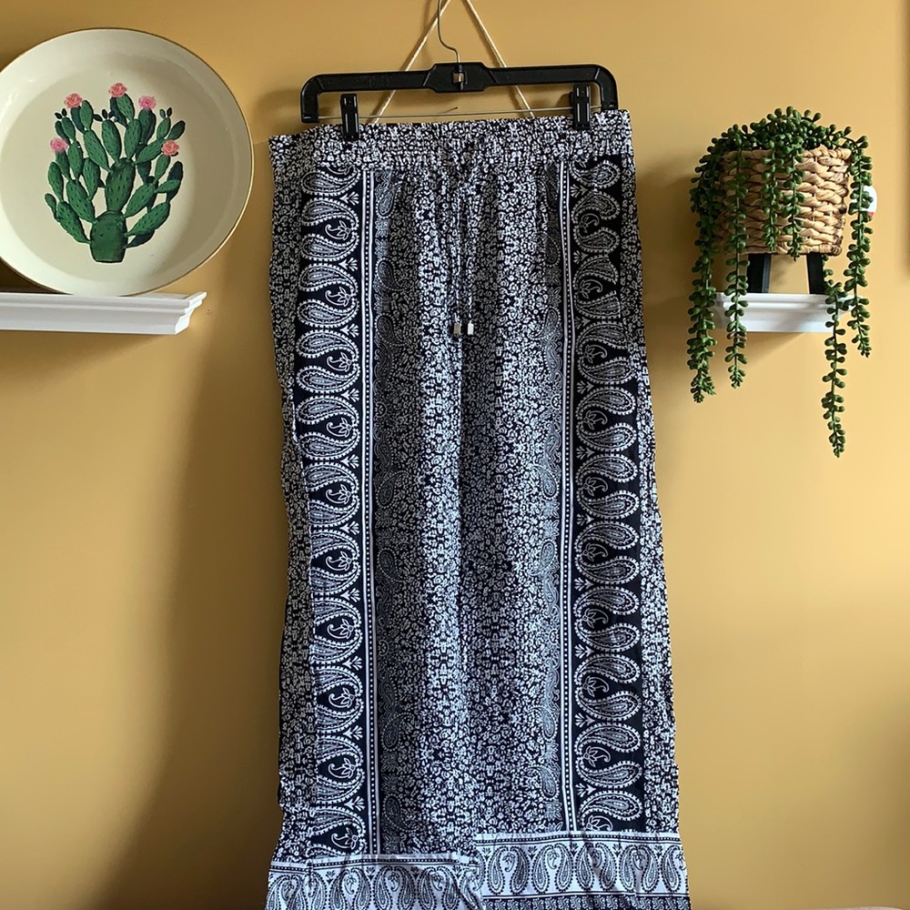Paisley floral plazzo pants